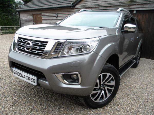 Nissan Navara 2.3 dCi Tekna Double Cab Pickup 4WD 4dr (EU6)