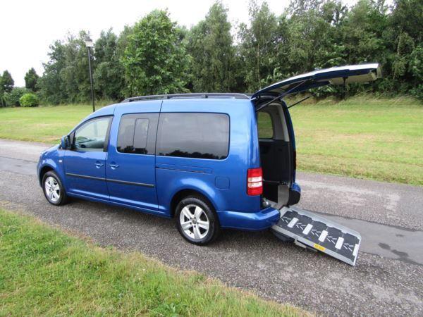 Volkswagen Caddy Maxi Life 1.6 TDI 5dr DSG WHEELCHAIR ACCESS