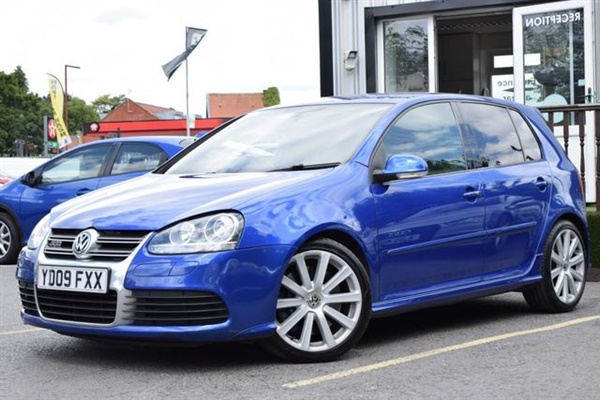 Volkswagen Golf 3.2 R32 DSG 5d 250 BHP Semi Auto