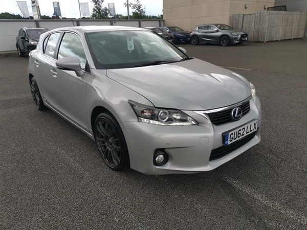 Lexus CT H SE-L 5d AUTO 136 BHP IN SILVER WITH 