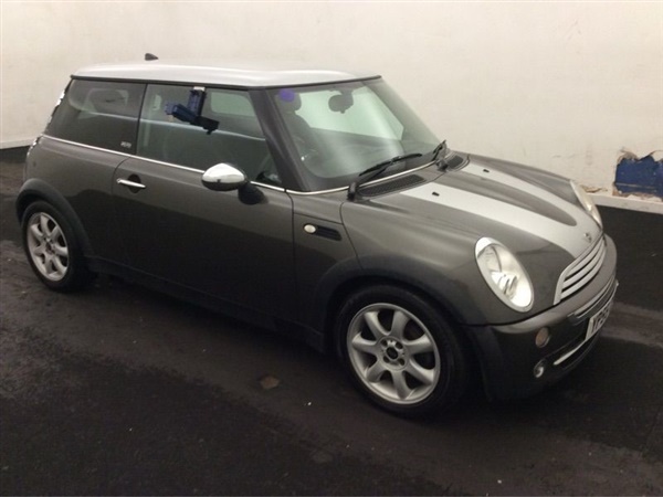 Mini Hatch 1.6 Cooper Park Lane 3dr -  miles Full