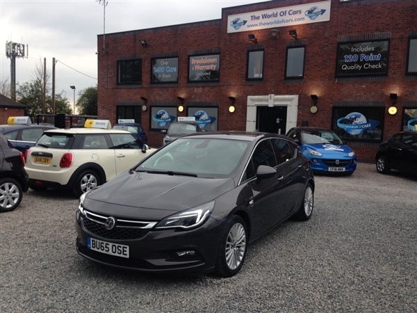 Vauxhall Astra 1.6 CDTi BlueInjection Elite Nav Hatchback