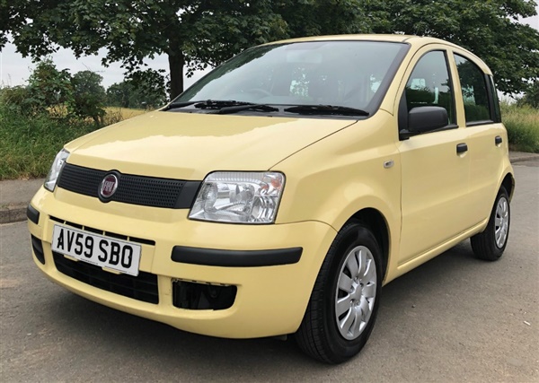 Fiat Panda 1.1 Active ECO Hatchback 5dr - 30 YEAR ROAD TAX