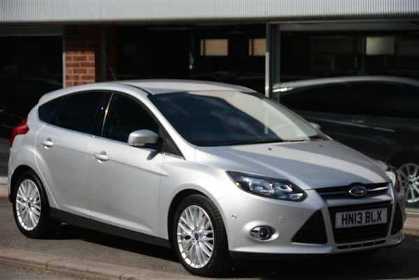 Ford Focus  EcoBoost Zetec 5dr