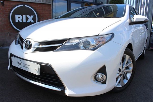 Toyota Auris 1.4 ICON D-4D 5d-2 OWNERS FROM NEW-20 ROAD