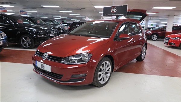 Volkswagen Golf 2.0 TDI GT BLUEMOTION 5dr S/S 6Sp Sat Nav BT