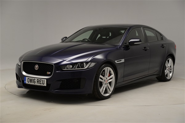 Jaguar XE 3.0 V6 Supercharged S 4dr Auto - HEATED STEERING
