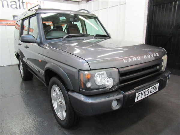 Land Rover Discovery 2.5 TD5 ES 5dr (7 Seats) Auto