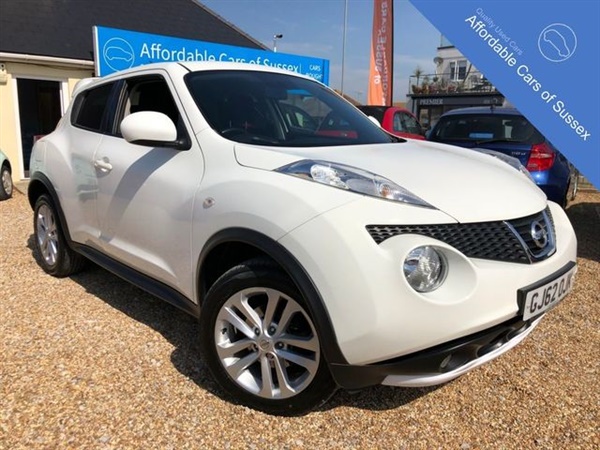 Nissan Juke 1.6 ACENTA PREMIUM 5d 117 BHP