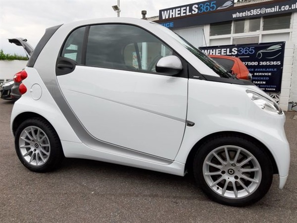 Smart Fortwo 1.0 PASSION MHD 2d AUTO 71 BHP