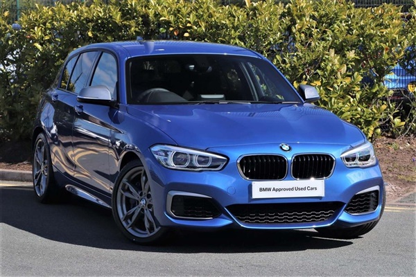 BMW 1 Series M140i 5-door Auto