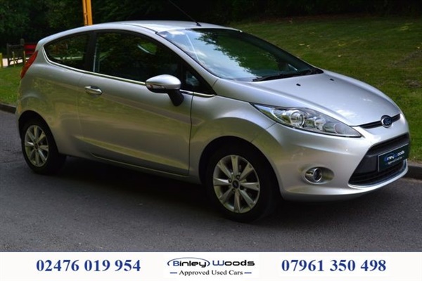 Ford Fiesta 1.4 ZETEC 16V 3d 96 BHP