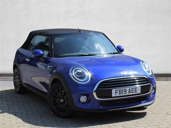 Mini Convertible 1.5 Cooper Classic II 2dr [Comfort Pack]