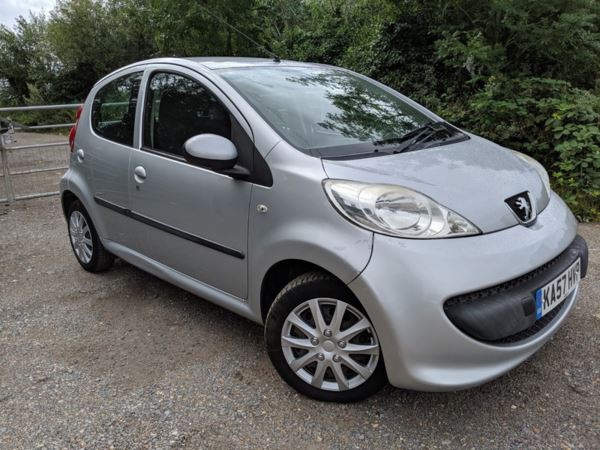 Peugeot 107 URBAN HATCHBACK