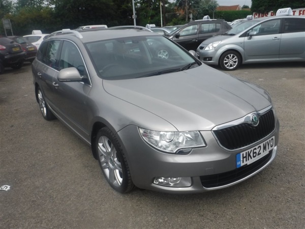 Skoda Superb 2.0 TDI CR 170 Elegance 4X4 5dr