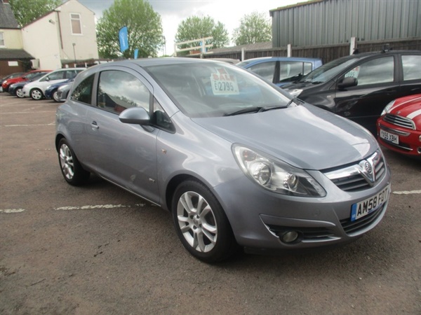 Vauxhall Corsa SXI AC 16V Used car in silver
