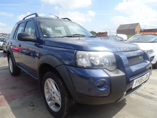 Land Rover Freelander 2.0 TD4 FREESTYLE 5d AUTOMATIC 1 YEAR