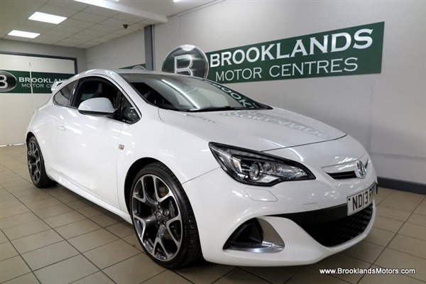 Vauxhall GTC 2.0T 16V VXR 3dr [4X VAUXHALL SERVICES, SAT