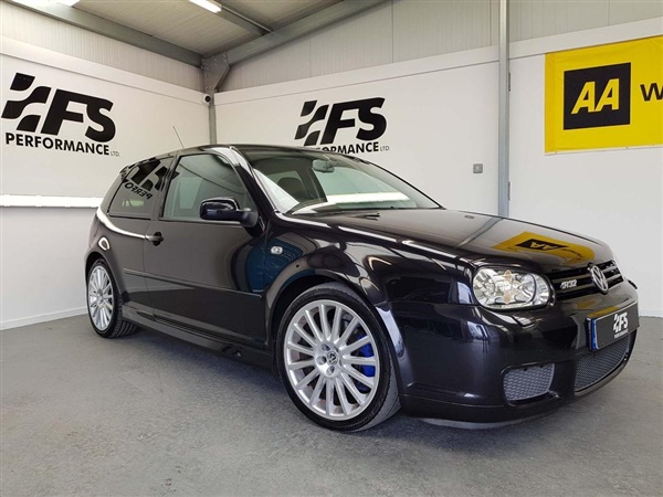 Volkswagen Golf 3.2 R32 3dr