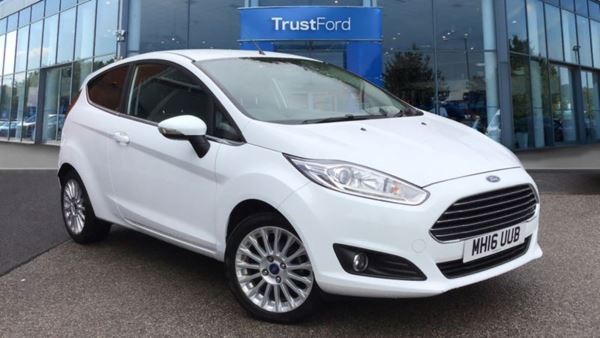 Ford Fiesta 1.0 EcoBoost Zetec Navigation 3dr***With Rear