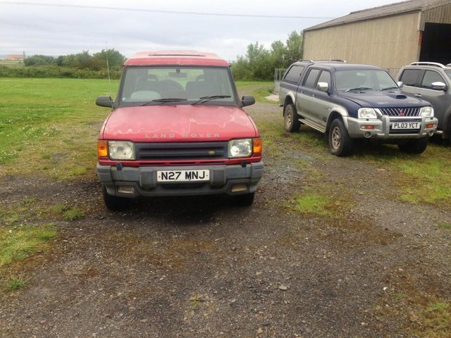 LANDROVER 300TDI 4X4. IN VGC DRIVES SUPERB VERY CHEAP