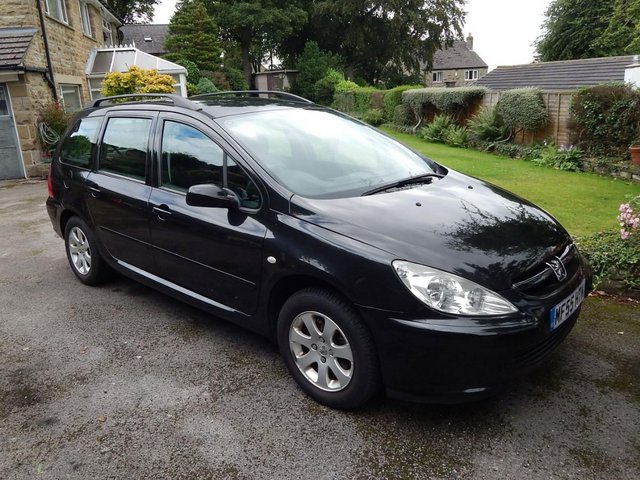 Peugeot 307 estate 1.6hdi very low mileage