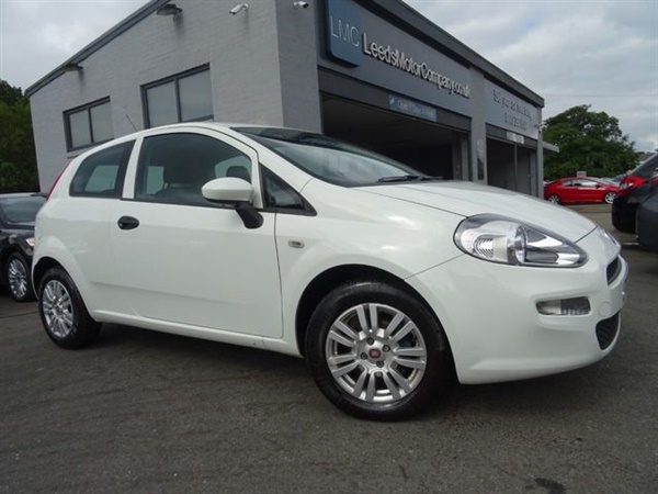 Fiat Punto 1.2 POP PLUS 3d 69 BHP