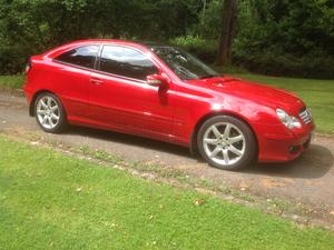 Mercedes C-class  coupe in Horsham | Friday-Ad