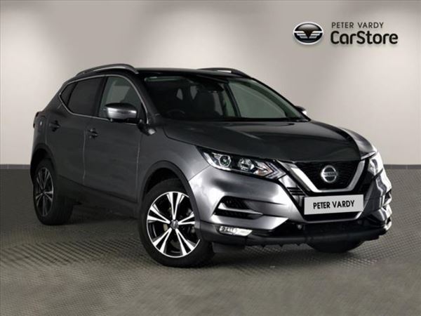 Nissan Qashqai 1.5 dCi N-Connecta [Glass Roof Pack] 5dr 1.5