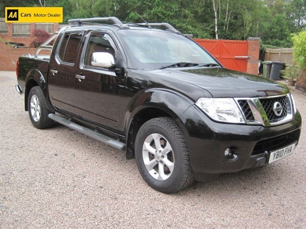 Nissan Navara DCI TEKNA 4X4 DCB 2.5 4dr