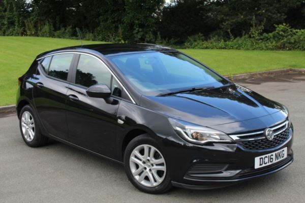 Vauxhall Astra 1.6 CDTi 16V 136 Design 5dr Auto Hatchback