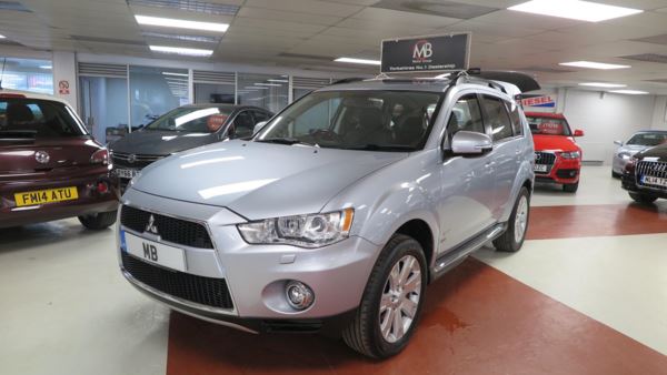 Mitsubishi Outlander 2.2 DI-D GX4 5dr Auto Sat Nav Full