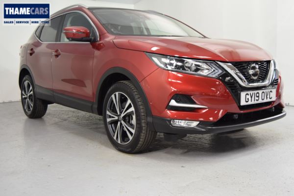 Nissan Qashqai 1.3 Dig-T 140ps N-Connecta 5dr With Glass