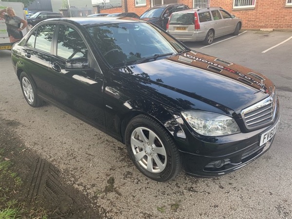 Mercedes-Benz C Class 2.1 C200 CDI BLUEEFFICIENCY SE 4d AUTO