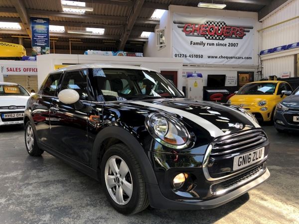 MINI One Mini Cooper Hatchback 1.5 Manual Petrol