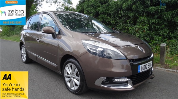 Renault Scenic dCi 110 EDC Auto Dynamique TomTom Luxe Pack