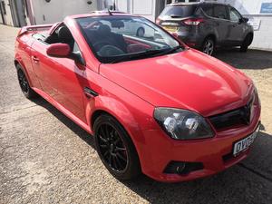 Vauxhall Tigra  in Witham | Friday-Ad