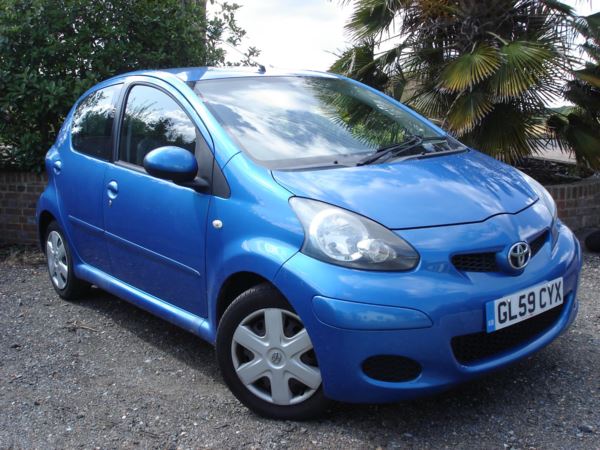 Toyota AYGO 1.0 VVT-i Blue 5dr ONLY ?20 A YEAR ROAD TAX