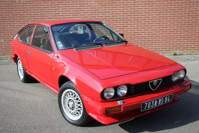 Alfa Romeo - Alfetta GTV L 