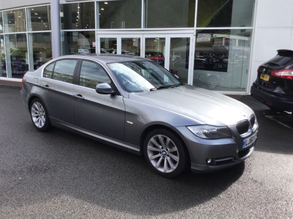 BMW 3 Series 320d [184] Exclusive Edition 4dr - BLUETOOTH -