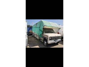 Ford Econoline  in Cleckheaton | Friday-Ad