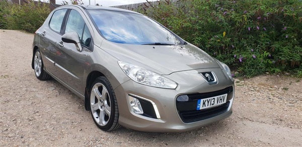 Peugeot  HDi FAP Allure 5dr (Nav)