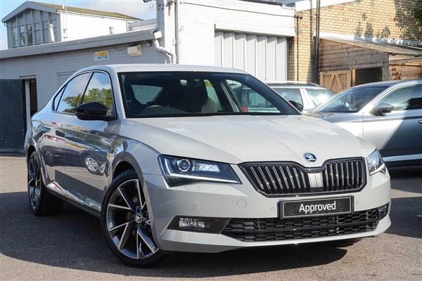 Skoda Superb 2.0 TSI 272 Sport Line 4X4 5dr DSG Auto