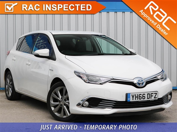 Toyota Auris 1.8 Hybrid Excel TSS 5dr CVT