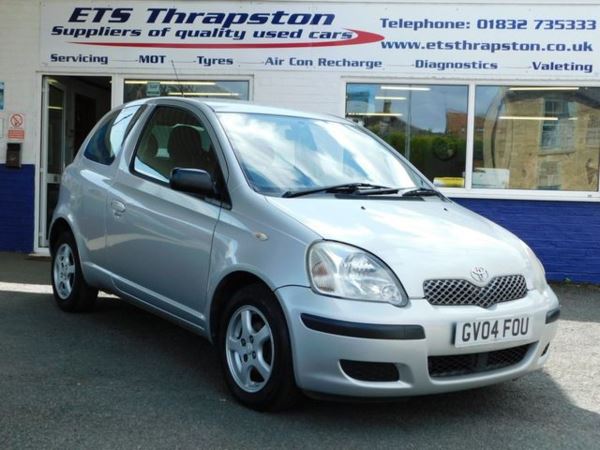 Toyota Yaris 1.0 T3 VVT-I 3d 64 BHP