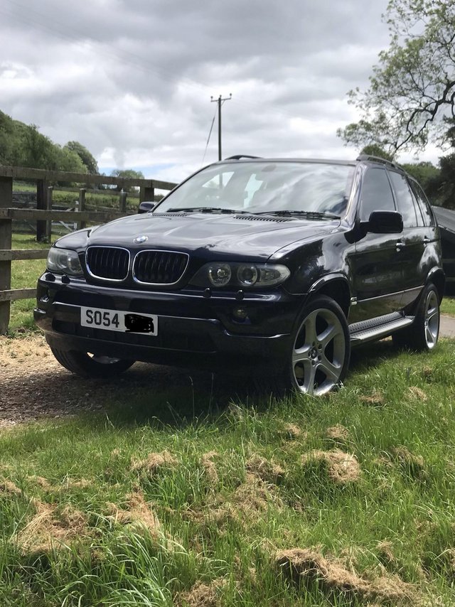 BMW X5 3.0 I sport with full professional gas conversion