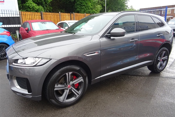 Jaguar F-Pace V6 S 300 AWD Auto