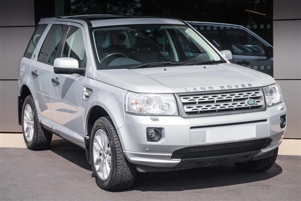Land Rover Freelander 2.2 SD4 HSE SUV 5dr Diesel Automatic
