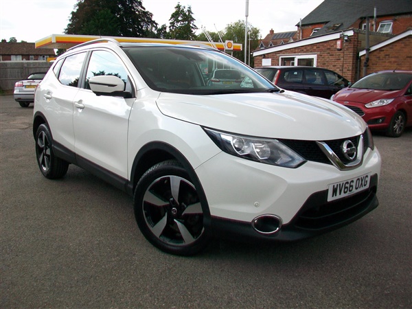 Nissan Qashqai 1.5 dCi N-Connecta 5dr (Comfort Pack)