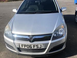 Vauxhall Astra  Automatic in Heywood | Friday-Ad